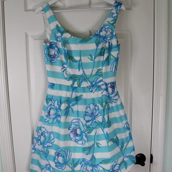 Lily Pulitzer Roswell Shorely Blue Tossing The Line Dress - Picture 2 of 5